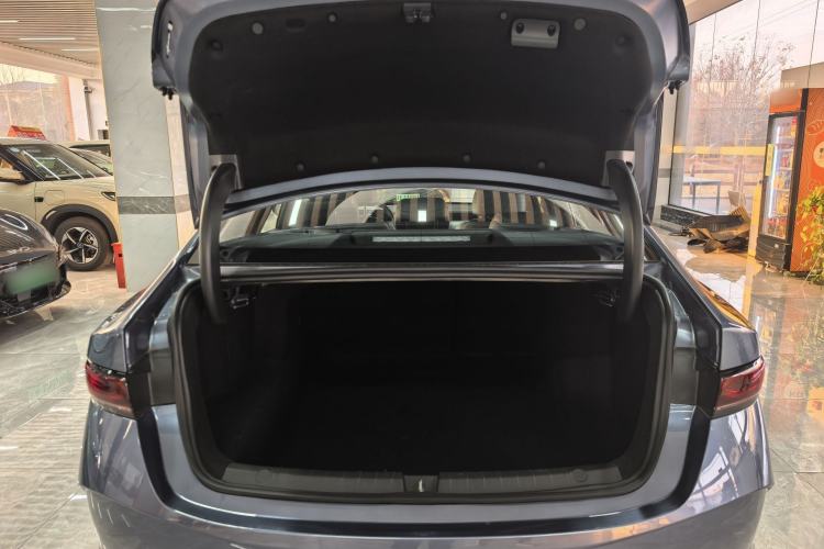 Used BYD Qin PLUS 2025 DM-i Smart Drive 120KM Superior Model