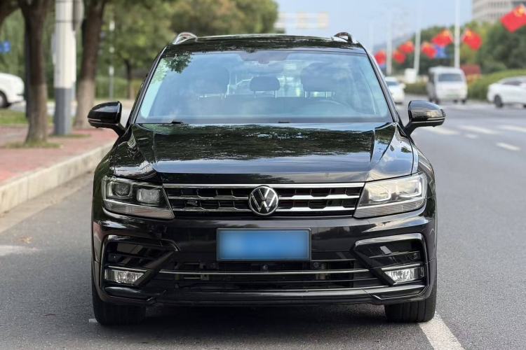 Used Volkswagen Tiguan L 2021 330TSI Automatic Two-Wheel Drive R-Line Enhanced Edition
