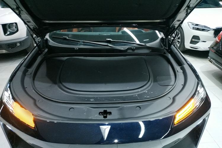 Used  S07 2023 200Max Range-Extended Version
