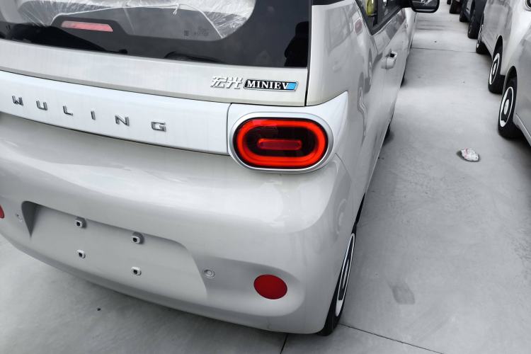 Used Wuling Hongguang MINIEV 2024 3rd Generation 215km Youth Edition
