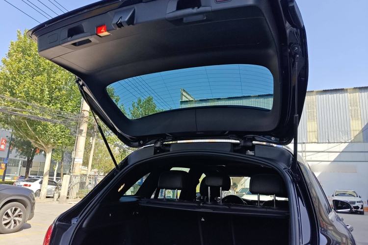 Used Mercedes-Benz GLC 2022 Facelifted GLC 260 L 4MATIC Dynamic Edition
