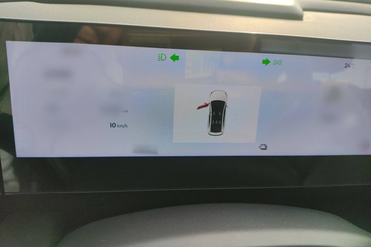 Used  L6 2024 125km Creative Edition
