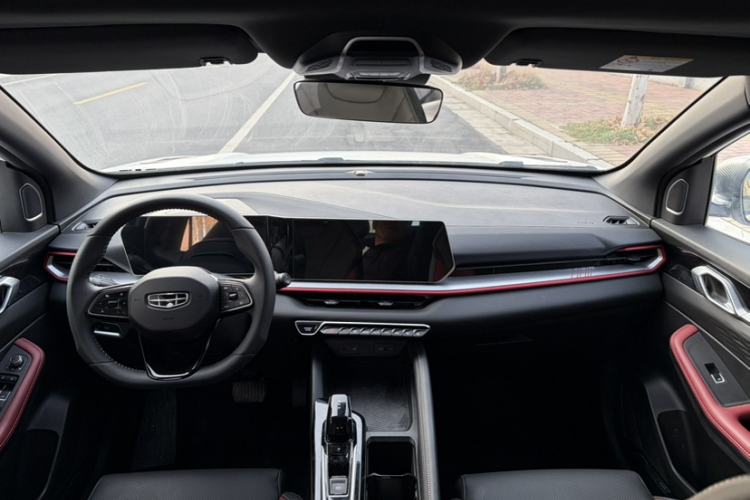 Used Geely Auto Coolray 2022 Bin Yue COOL 1.5TD DCT Ignite Edition
