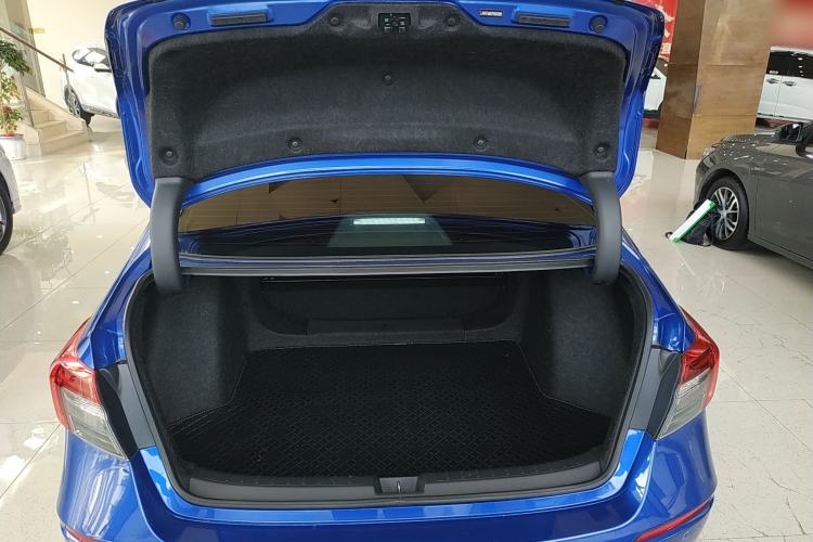 Used Honda Civic 2023 2.0L eHEV Sharp Edition
