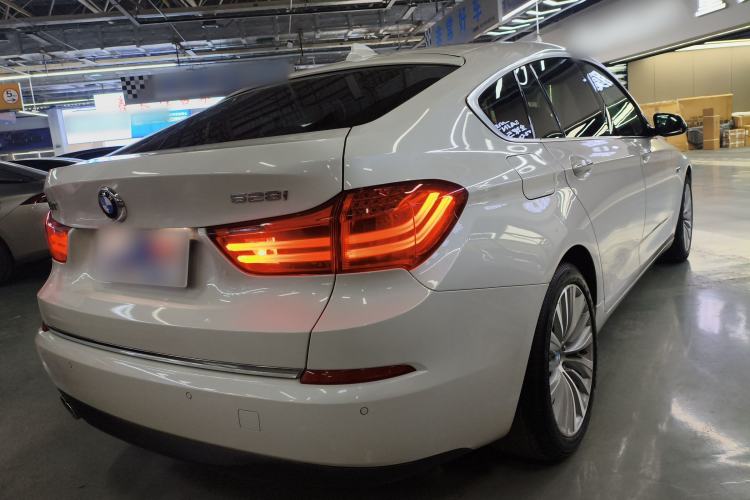 Used BMW 5 Series GT 2014 528i Luxury Edition