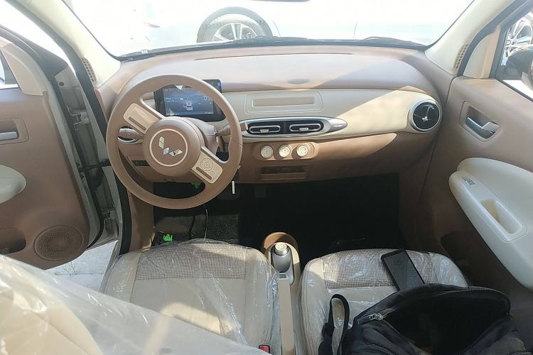 Used Wuling Hongguang MINIEV 2025 Four-Door Version Advanced Edition
