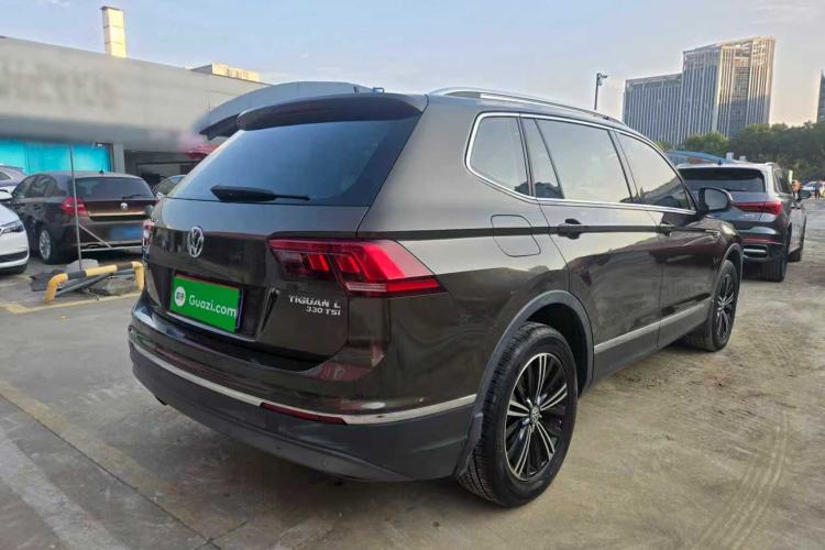 Used Volkswagen Tiguan L 2019 Updated Version 330TSI Automatic Two-Wheel Drive Panoramic Comfort Edition China VI Standard
