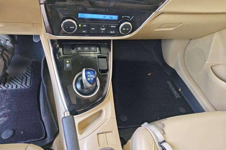 Used Toyota Corolla 2016 Dual-Engine 1.8L E-CVT Elite Edition
