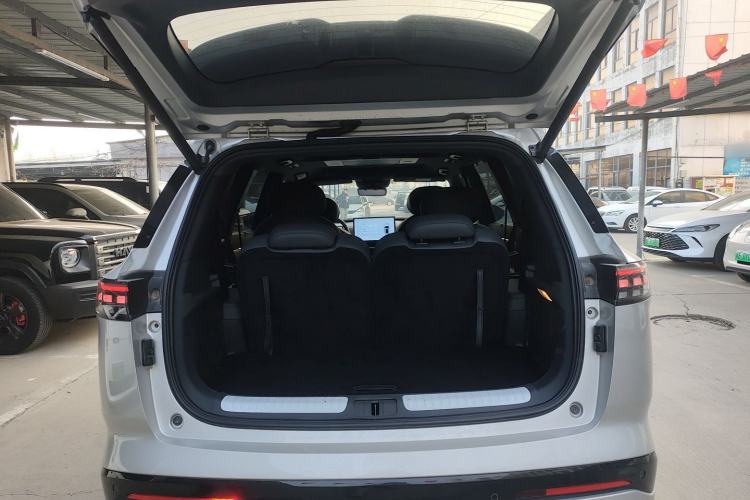 Used  eπ008 2025 210Max Rui Edition 6-Seater
