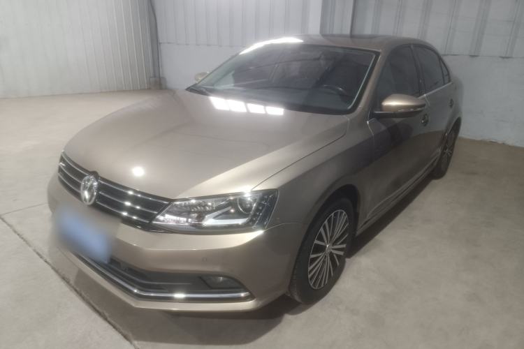 Used Volkswagen Sagitar 2017 230TSI Automatic Luxury Edition