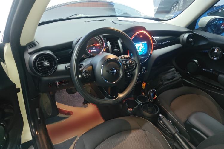 Used  MINI 2019 1.5T ONE PLUS