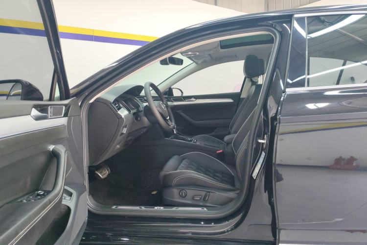 Used Volkswagen Magotan GTE Plug-in Hybrid 2020 GTE Luxury Model
