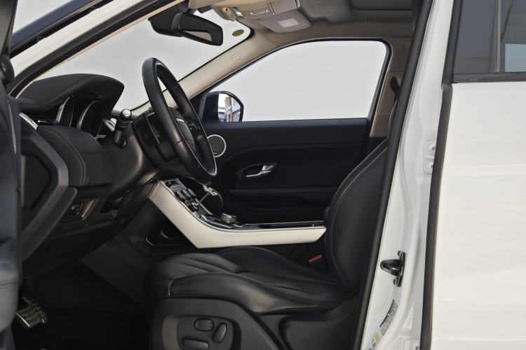 Used Land Rover Range Rover Evoque 2015 2.0T Five-Door Zhiyao Edition
