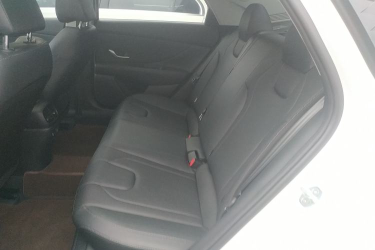 Used Hyundai Elantra 2023 1.5L CVT GLX Elite Edition