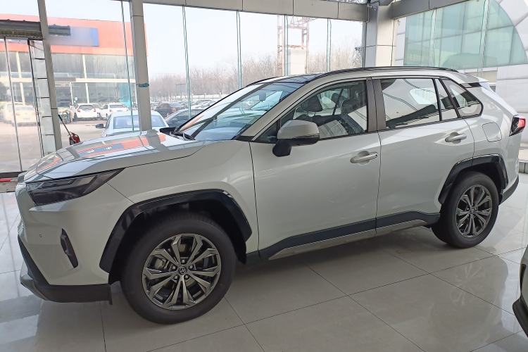 Used Toyota RAV4 2024 2.0L CVT Two-Wheel Drive Fashion Plus Edition