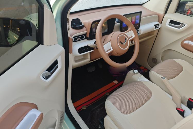 Used Wuling Hongguang MINIEV 2024 3rd Generation 215km Youth Edition