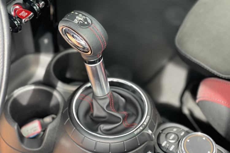 Used  JCW 2015 2.0T JOHN COOPER WORKS
