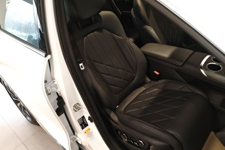 Used Changan CS75 PLUS 2025 4th Generation UItra 2.0T New Blue Whale Smart Intelligent Powertrain Version