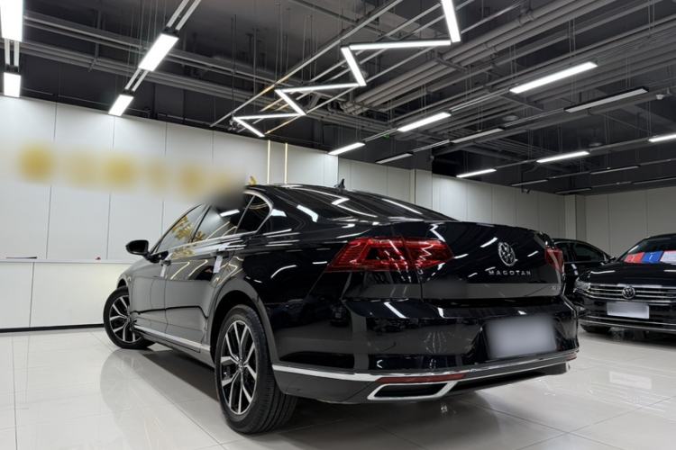 Used Volkswagen Magotan 2020 330TSI DSG Leading Model
