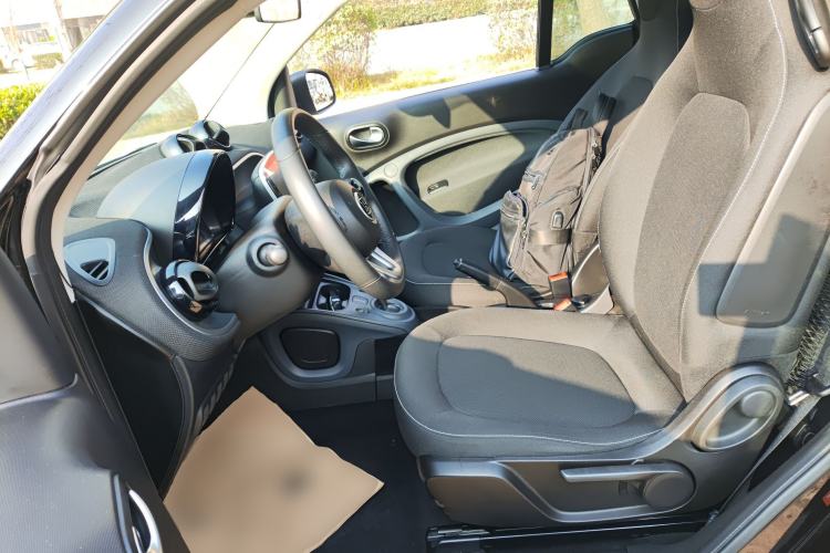 Used  fortwo 2019 0.9T 66kW Hardtop Wind Power Edition China VI
