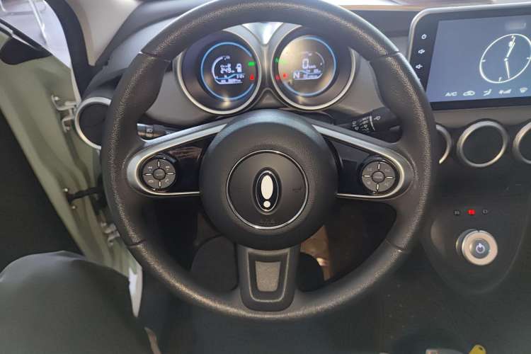 Used ORA Black Cat 2022 301km Base Version Ternary Lithium
