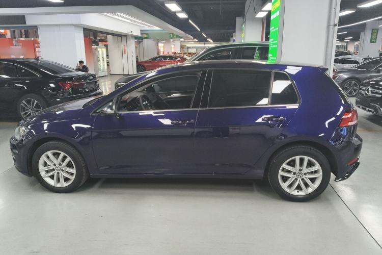 Used Volkswagen Golf 2018 230TSI Automatic Comfort Model
