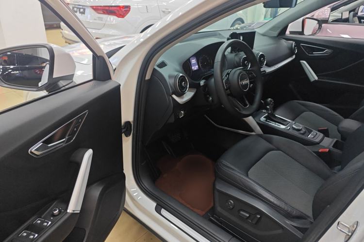 Used Audi Q2L 2018 35 TFSI Fashion Elegant Version China V
