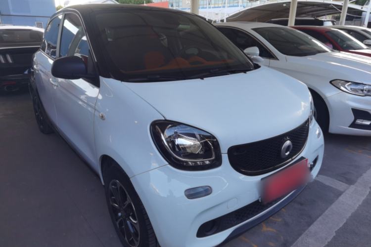 Used  forfour 2016 1.0L 52 kW Passion Edition
