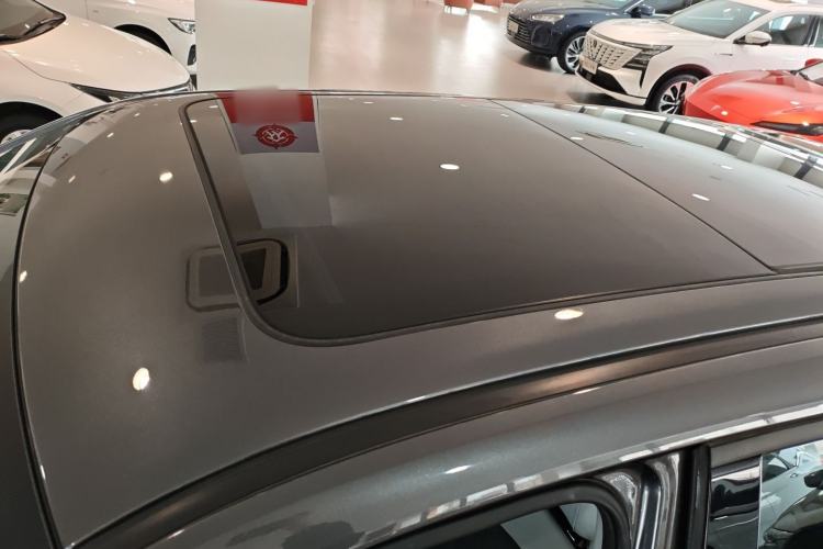 Used Changan UNI-Z New Energy 2024 Blue Whale Smart Electric iDD 125km Excellence Model
