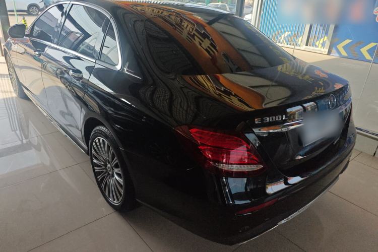 Used Mercedes-Benz E-Class 2019 E 300 L Sporty and Stylish Model
