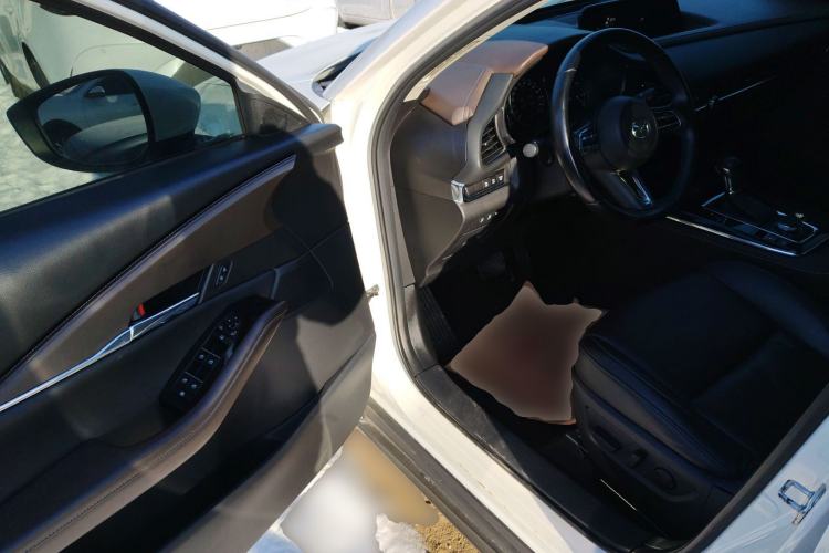 Used Mazda CX-30 2021 2.0L Automatic Joyful Edition
