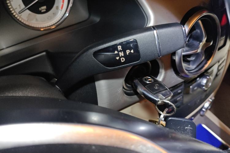 Used Mercedes-Benz GLK-Class 2015 GLK 260 4MATIC Dynamic Edition Ultimate Version
