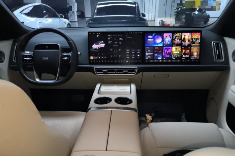 Used Li Auto L9 2025 Pro Smart Refresh Edition
