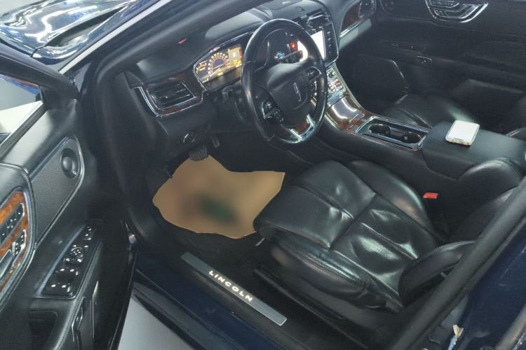 Used Lincoln Continental 2019 2.0T Two-Wheel Drive Prestige Version China VI Standard
