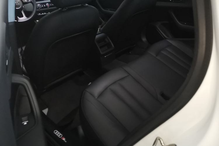 Used Audi A4L 2019 40 TFSI Ambition China VI
