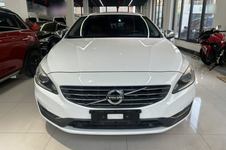 Used Volvo V60 2014 T5 Zhiya Edition