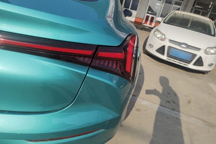 Used NETA S 2022 Extended-Range Version 1160 km Range Rear-Wheel Drive Mid-Grade