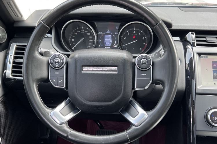 Used Land Rover Discovery 2018 3.0 SC V6 SE
