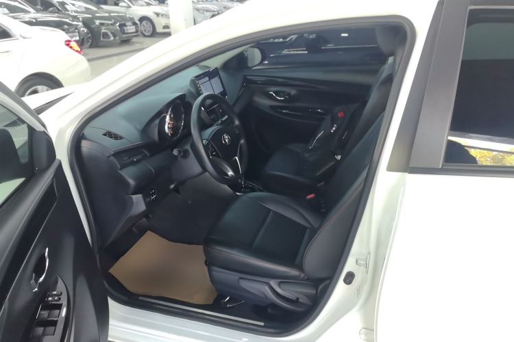 Used Toyota YARiS L 2022 X-Trail 1.5L CVT Luxury PLUS Edition
