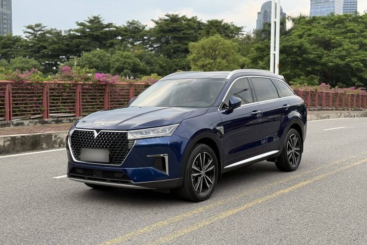 Used Venucia Star 2020 260T Automatic 48V Mild Hybrid Turbocharged Starry Edition
