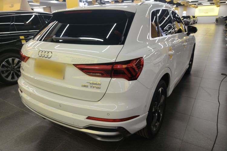 Used Audi Q3 2021 35 TFSI Fashion Dynamic Model