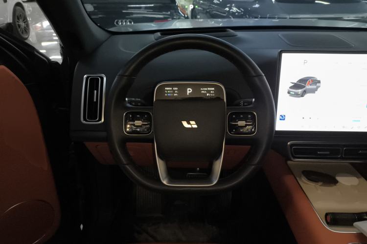 Used Li Auto L7 2023 Air model
