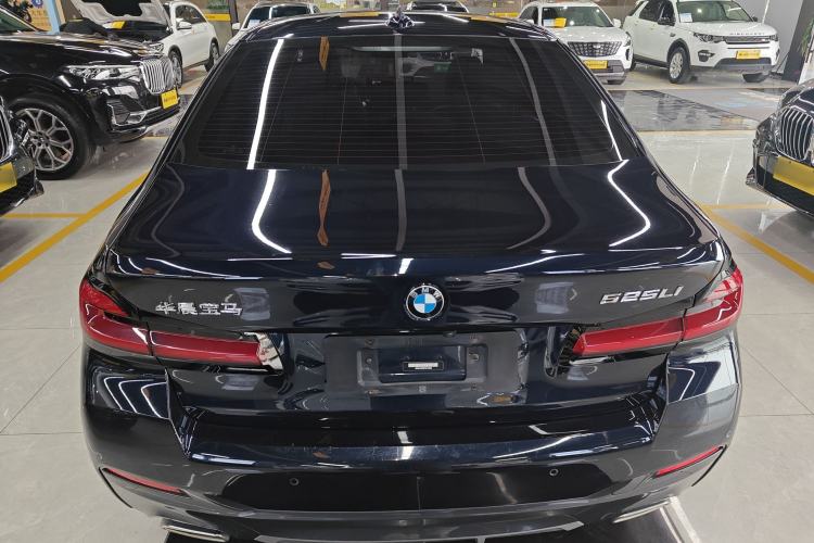 Used BMW 5 Series 2022 Second Facelift 525Li M Sport Package