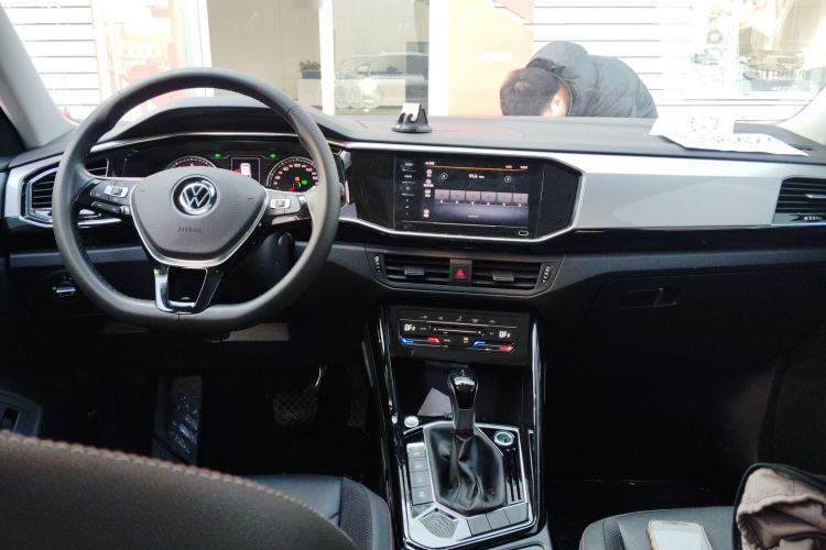 Used Volkswagen Tayron 2022 280TSI Two-Wheel Drive Luxury Smart Connectivity Version
