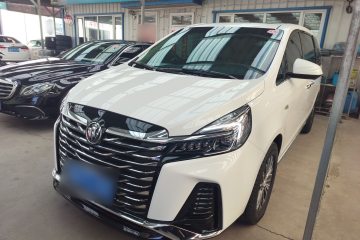 Used Buick GL8 2023 Facelifted Land Cruiser Executive Luxury Version