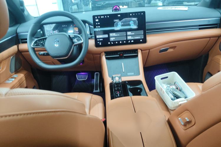 Used Hima AITO M7 2024 1.5T Intelligent Driving Rear-Drive Ultra Version 6 Seats
