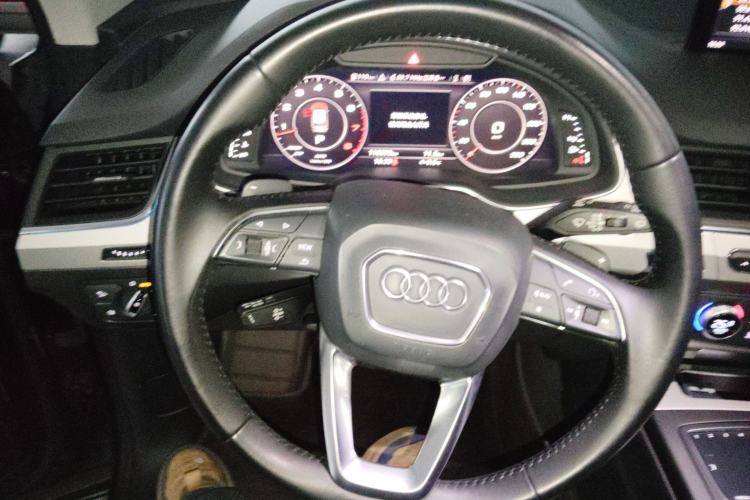 Used Audi Q7 2018 45 TFSI Technology Edition
