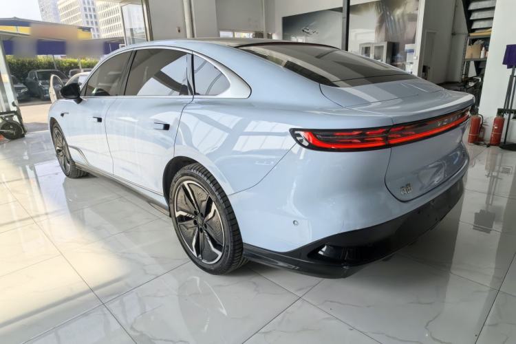 Used VOYAH PASSION 2023 Four-Wheel Drive Long-Range Version