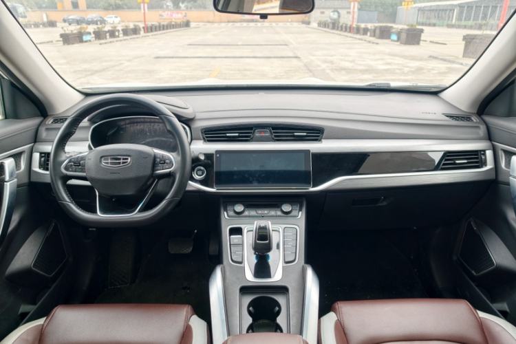 Used Geely Auto Emgrand X7 Sport 2022 1.8TD DCT Zhiya Trim