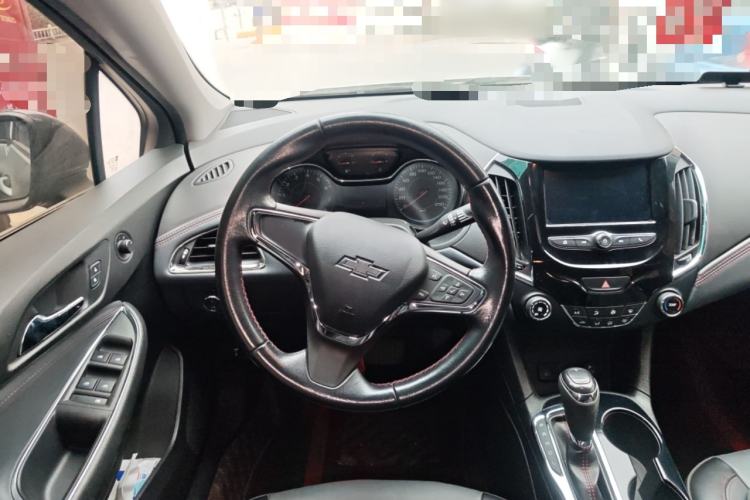 Used Chevrolet Cruze 2018 Redline 320 Automatic Xuanfeng Urban Edition
